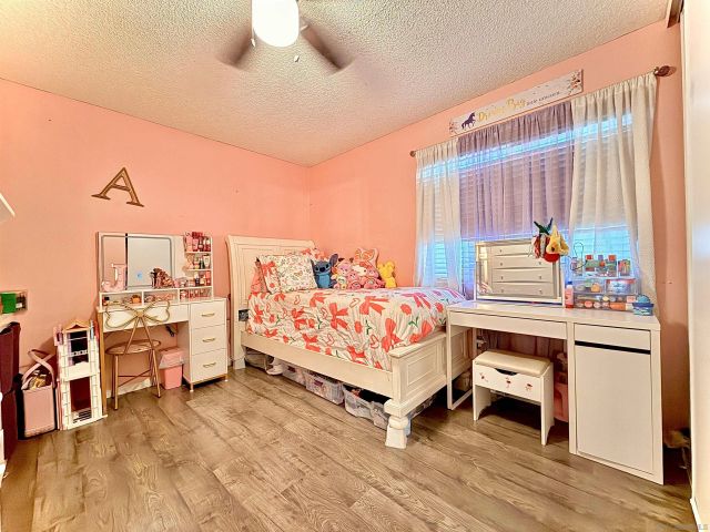 321 Sun Ct, El Cajon, CA 92021