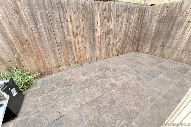 321 Sun Ct, El Cajon, CA 92021