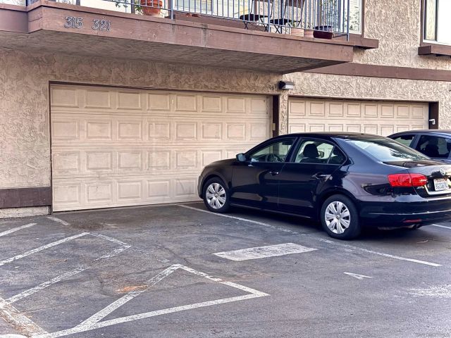 321 Sun Ct, El Cajon, CA 92021