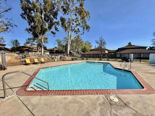 321 Sun Ct, El Cajon, CA 92021