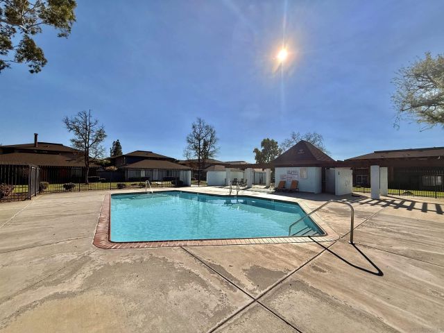 321 Sun Ct, El Cajon, CA 92021