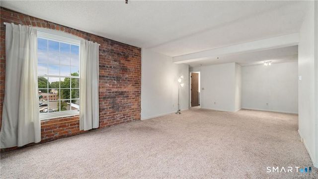 55 Oil Mill Road 22, Danbury, CT 06810