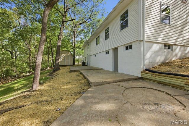 6230 Antire Road, High Ridge, MO 63049
