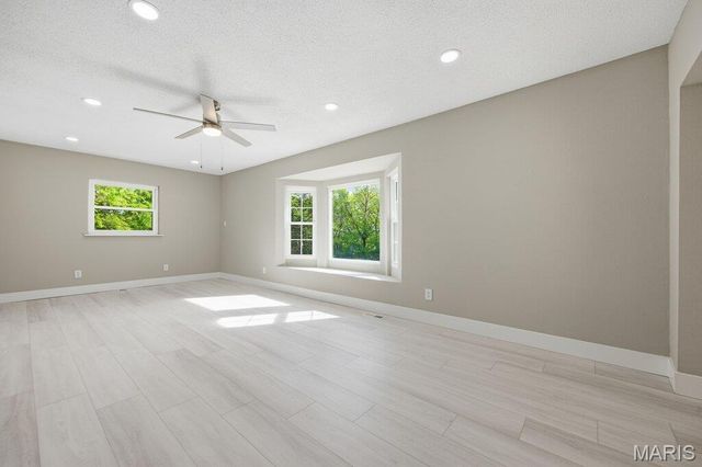 6230 Antire Road, High Ridge, MO 63049