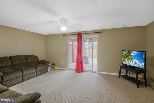 6121 CEDAR WOOD DR, Columbia, MD 21044