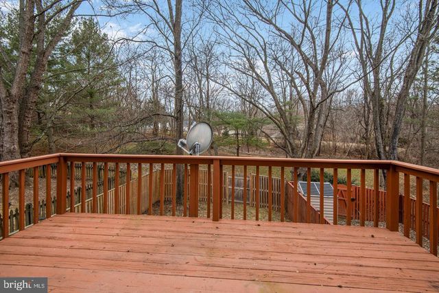 6121 CEDAR WOOD DR, Columbia, MD 21044