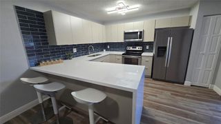 8900 SW 20th Place A, Davie, FL 33324