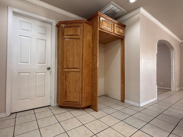 615 Placer Ave, Odessa, TX 79763