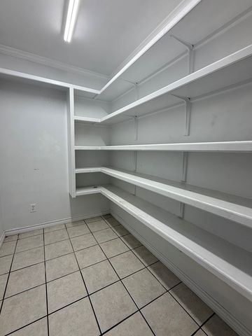 615 Placer Ave, Odessa, TX 79763