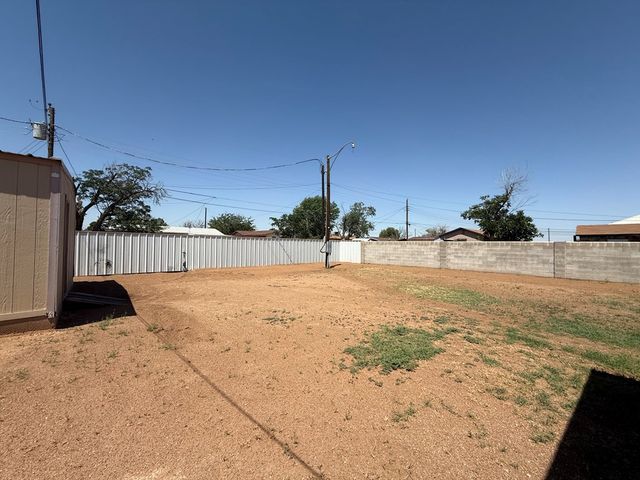 615 Placer Ave, Odessa, TX 79763