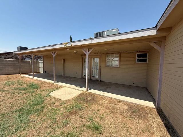 615 Placer Ave, Odessa, TX 79763