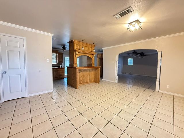 615 Placer Ave, Odessa, TX 79763