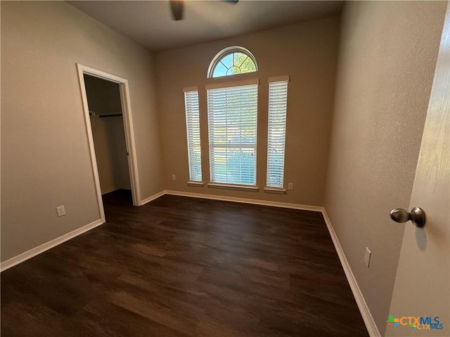 1214 Jamestown Drive, Temple, TX 76504