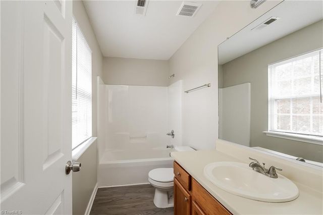 5511 Grapevine Court, Greensboro, NC 27405