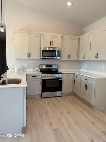 7069 Traditions Drive, Panama City, FL 32404