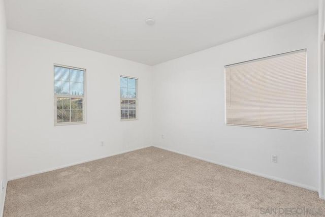 264 CAMELLIA WAY, Vista, CA 92083