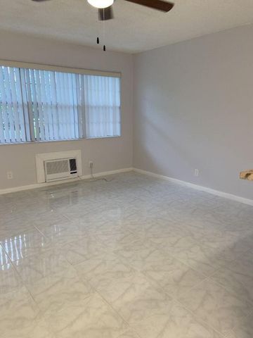 399 Sheffield Q, West Palm Beach, FL 33417