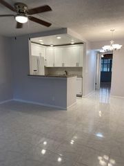 399 Sheffield Q, West Palm Beach, FL 33417