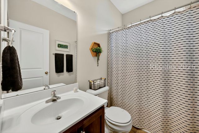 33 Sand Live Oak Dr, Bluffton, SC 29910