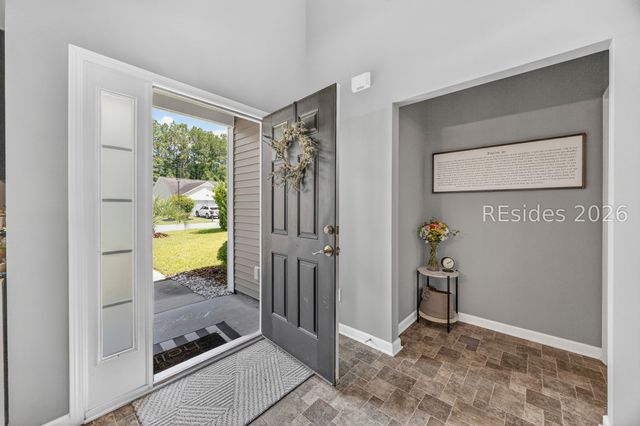 33 Sand Live Oak Dr, Bluffton, SC 29910