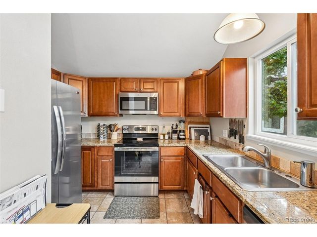 3850 S Genoa Ct A, Aurora, CO 80013