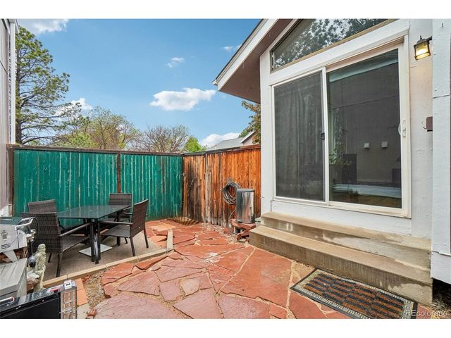 3850 S Genoa Ct A, Aurora, CO 80013