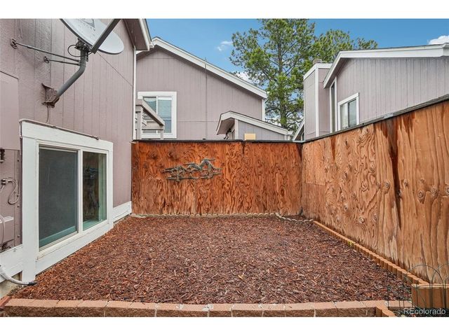 3850 S Genoa Ct A, Aurora, CO 80013