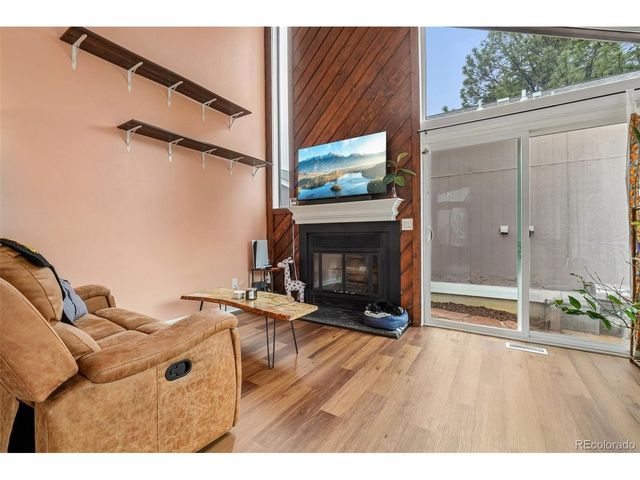 3850 S Genoa Ct A, Aurora, CO 80013