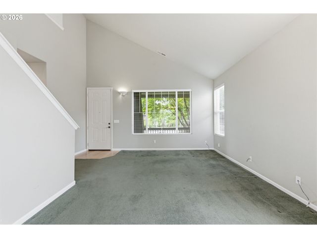 5475 CHARLES Way, Eugene, OR 97402