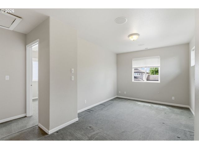 5475 CHARLES Way, Eugene, OR 97402