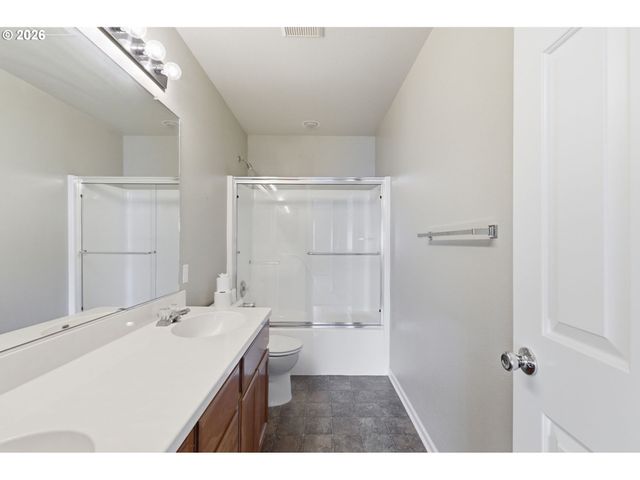 5475 CHARLES Way, Eugene, OR 97402