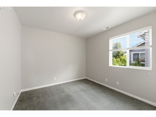 5475 CHARLES Way, Eugene, OR 97402