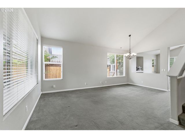 5475 CHARLES Way, Eugene, OR 97402