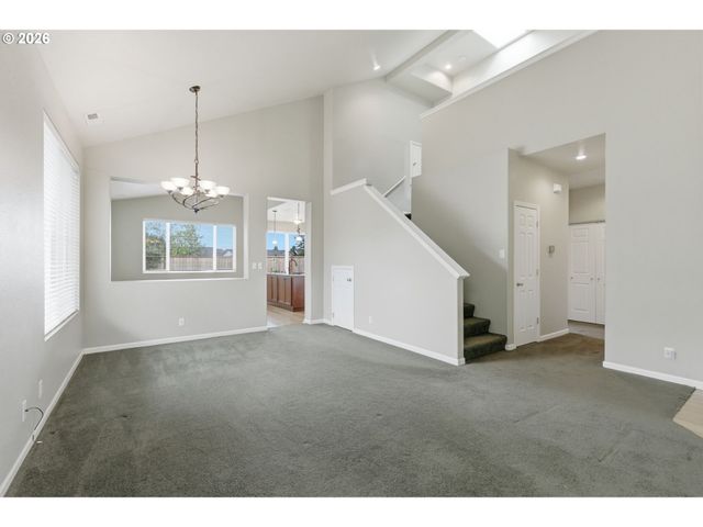 5475 CHARLES Way, Eugene, OR 97402