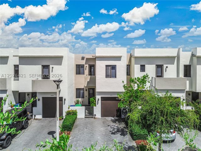 519 SW 91st Pl, Miami, FL 33174