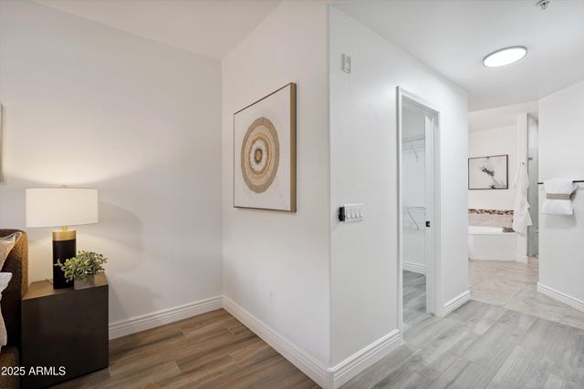 5450 E Deer Valley Drive Unit 1215, Phoenix, AZ 85054
