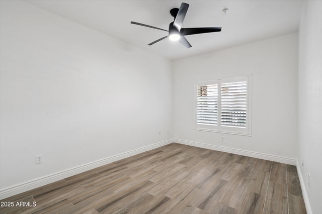 5450 E Deer Valley Drive Unit 1215, Phoenix, AZ 85054