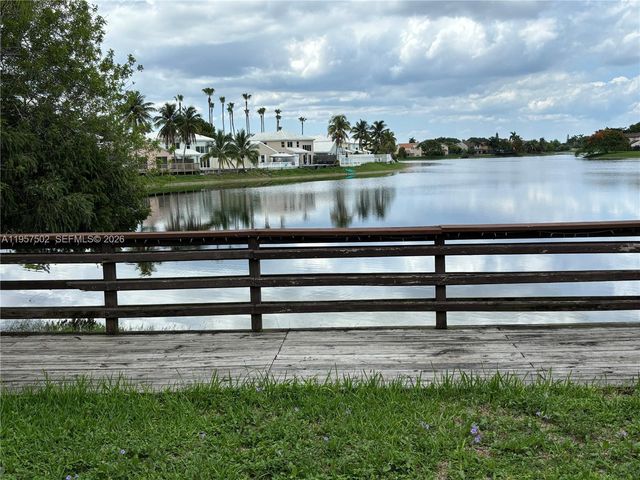 5316 SW 153 CT, Miami, FL 33185