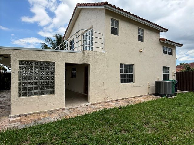 5316 SW 153 CT, Miami, FL 33185