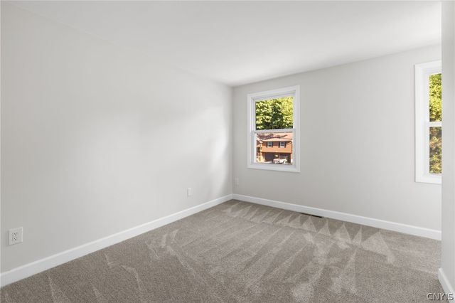 306 Emann Drive, Camillus, NY 13031