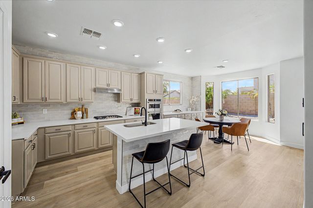 18082 N 167TH Drive, Surprise, AZ 85374
