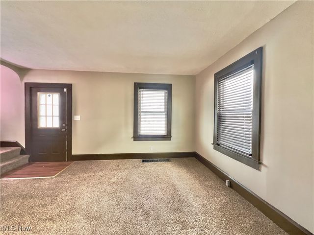 1227 Greenfield Avenue SW, Canton, OH 44706