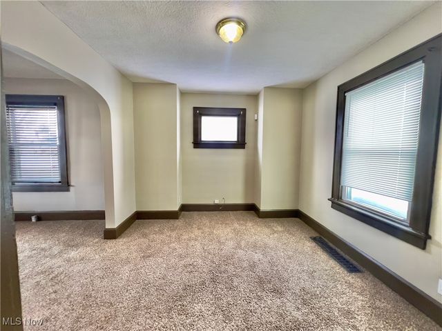 1227 Greenfield Avenue SW, Canton, OH 44706