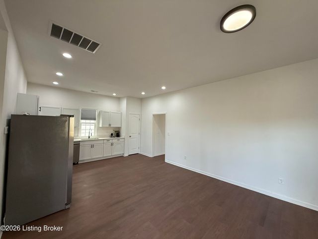 1460 S 11th St, Louisville, KY 40210