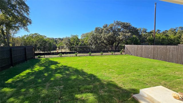 1637 Chapel Ranch RD, Georgetown, TX 78628