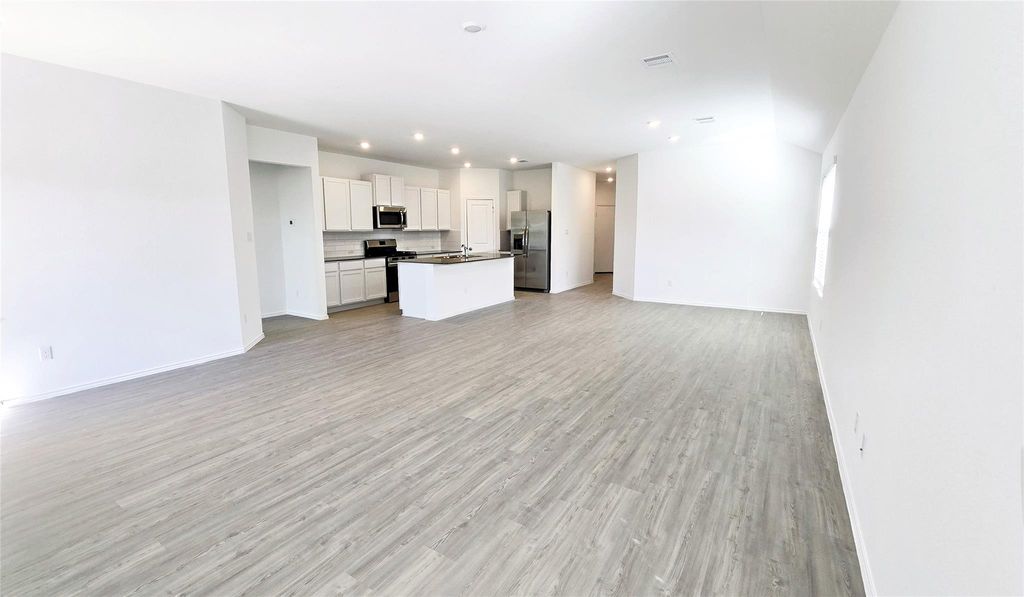 1637 Chapel Ranch RD, Georgetown, TX 78628