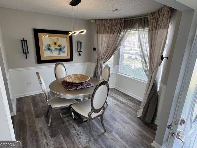 509 Vaughan Valley View, Hampton, GA 30228
