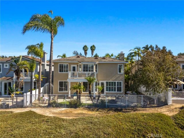 35 Hollyleaf, Aliso Viejo, CA 92656
