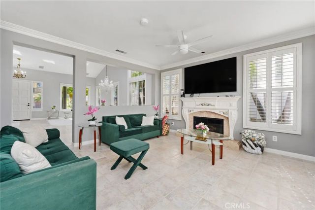 35 Hollyleaf, Aliso Viejo, CA 92656