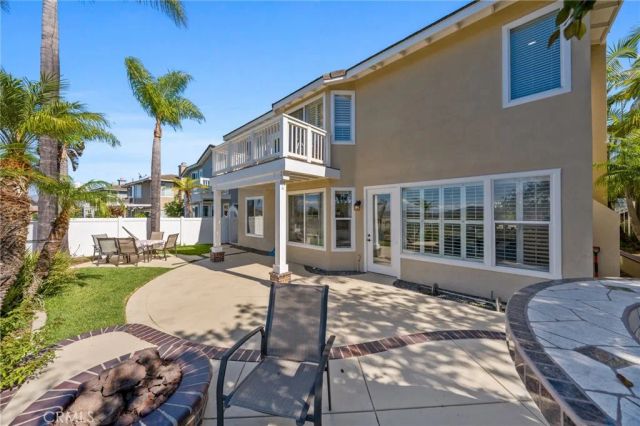 35 Hollyleaf, Aliso Viejo, CA 92656